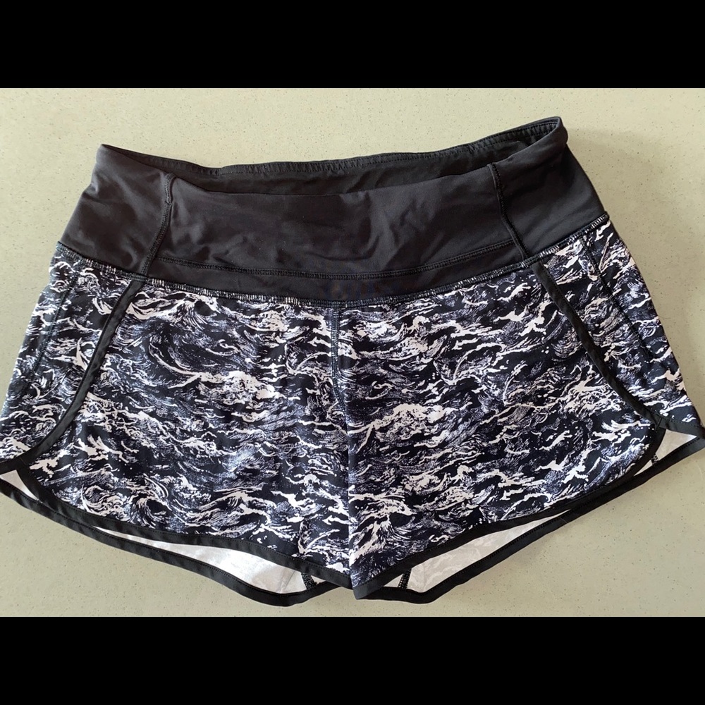 Lululemon Run Times 4” shorts